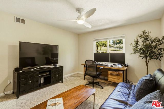 7262 Elmsbury Lane, West Hills, CA 91307
