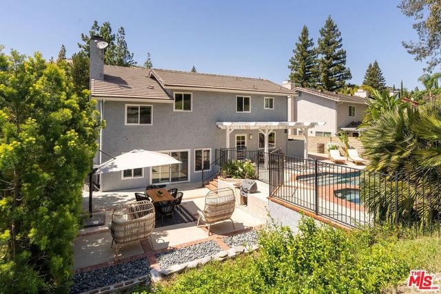 7262 Elmsbury Lane, West Hills, CA 91307