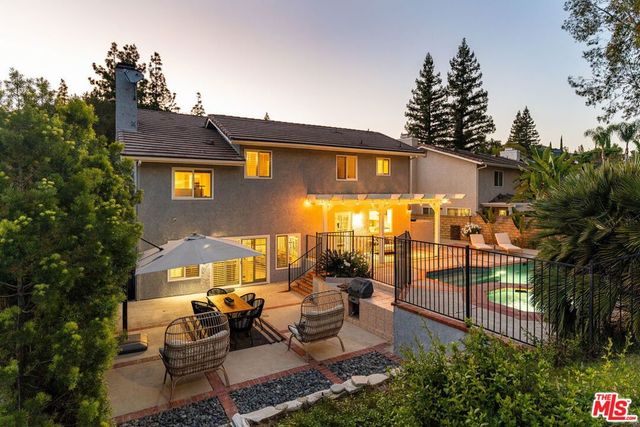 7262 Elmsbury Lane, West Hills, CA 91307