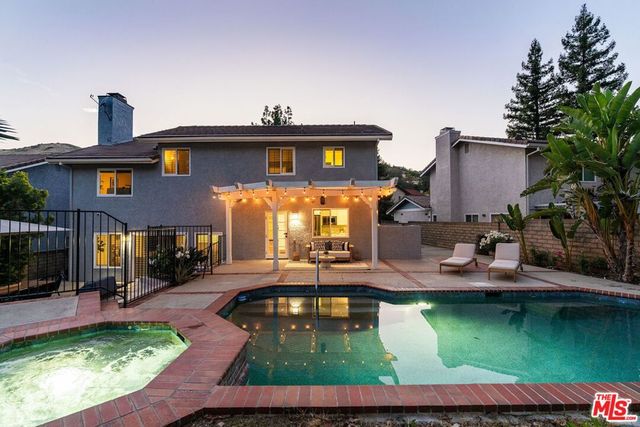 7262 Elmsbury Lane, West Hills, CA 91307