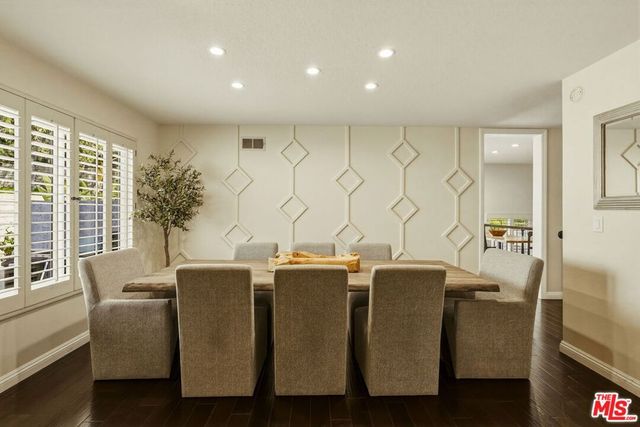7262 Elmsbury Lane, West Hills, CA 91307