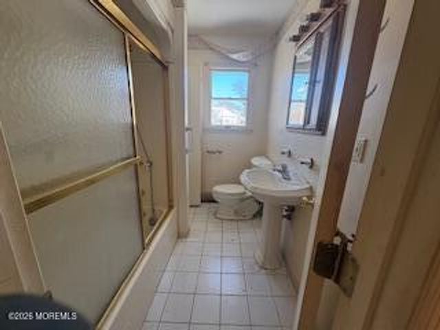 54 Manning Place, Keansburg, NJ 07734