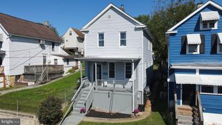 13 E C ST, Brunswick, MD 21716