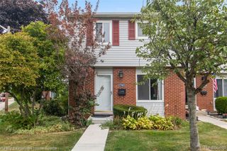 27962 Eastwick Square, Roseville, MI 48066