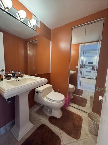 400 N Surf Rd RGB, Hollywood, FL 33019