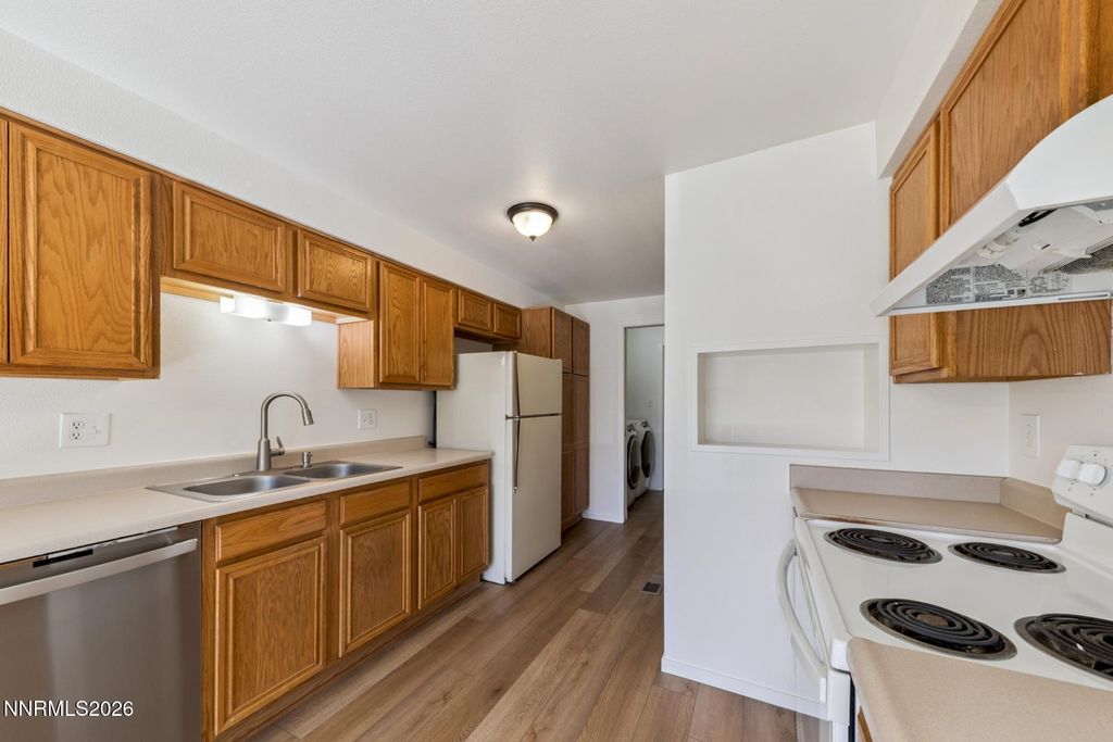 Image 9 of property listing at 14 Condor Circle, Carson City, NV 89701