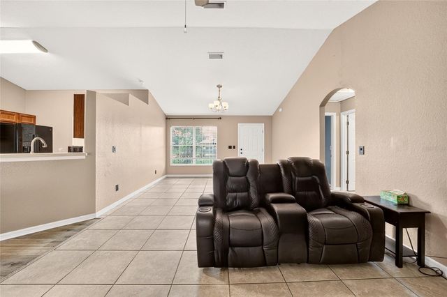 18 PINE COURSE LOOP, Ocala, FL 34472