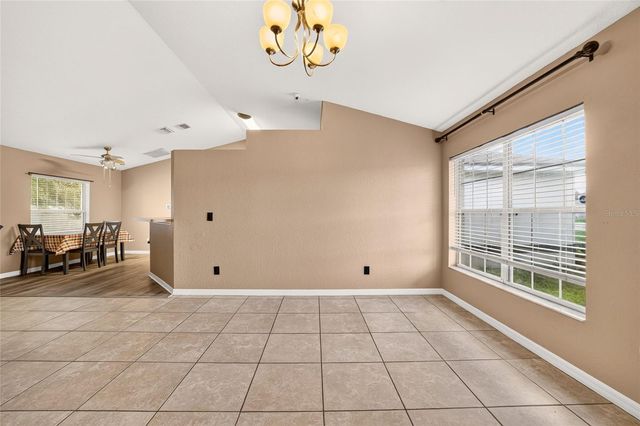 18 PINE COURSE LOOP, Ocala, FL 34472