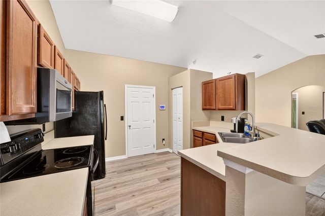 18 PINE COURSE LOOP, Ocala, FL 34472