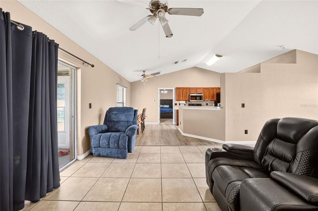 18 PINE COURSE LOOP, Ocala, FL 34472