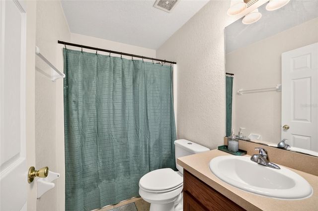 18 PINE COURSE LOOP, Ocala, FL 34472