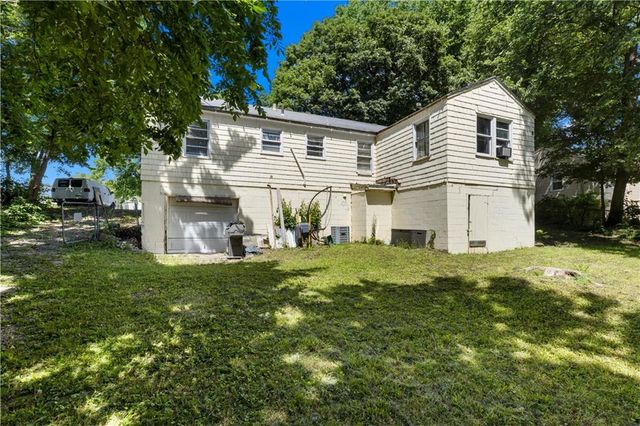 9125 Cherry Street, Kansas City, MO 64131