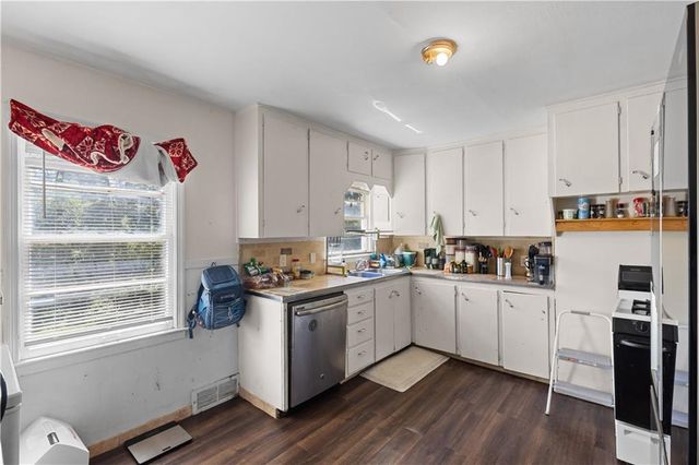 9125 Cherry Street, Kansas City, MO 64131
