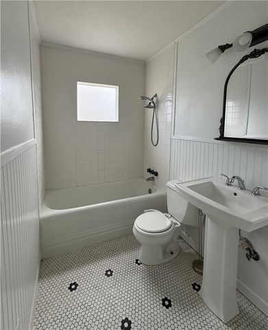 2822 Topeka St, Corpus Christi, TX 78404