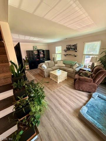 4708 Glencoe LN, Virginia Beach, VA 23464
