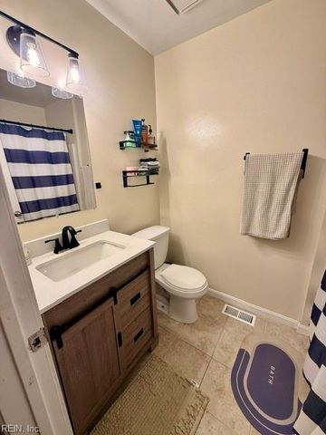 4708 Glencoe LN, Virginia Beach, VA 23464