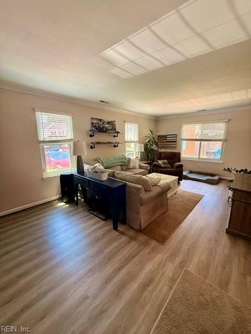4708 Glencoe LN, Virginia Beach, VA 23464