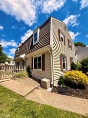4708 Glencoe LN, Virginia Beach, VA 23464