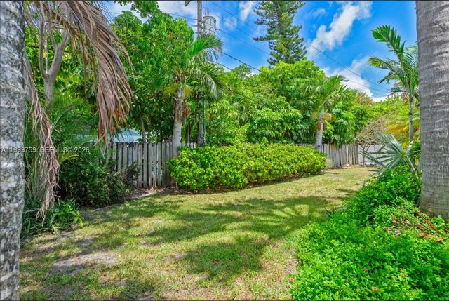 1799 SE 25th Ave, Fort Lauderdale, FL 33316