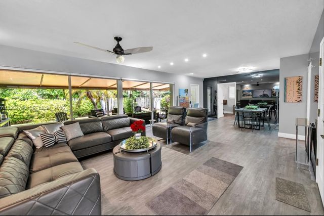 1799 SE 25th Ave, Fort Lauderdale, FL 33316