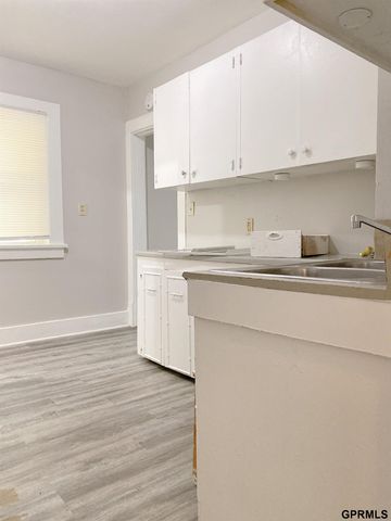 2732 Camden Avenue, Omaha, NE 68111