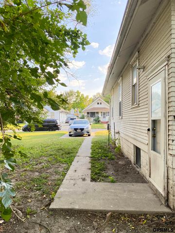 2732 Camden Avenue, Omaha, NE 68111