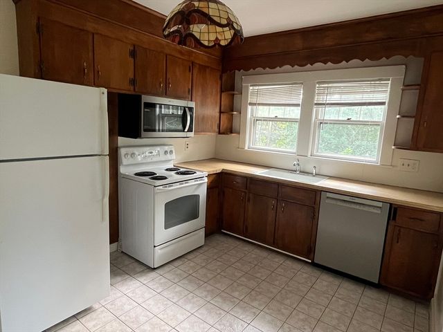 206 Nahant St 2, Wakefield, MA 01880
