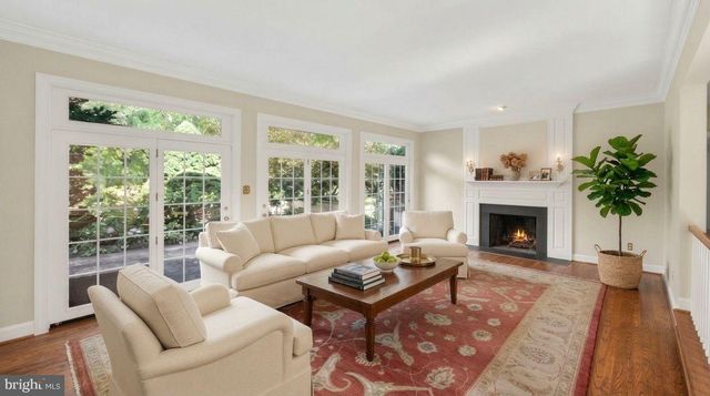 2 STEEPLECHASE LN, Malvern, PA 19355