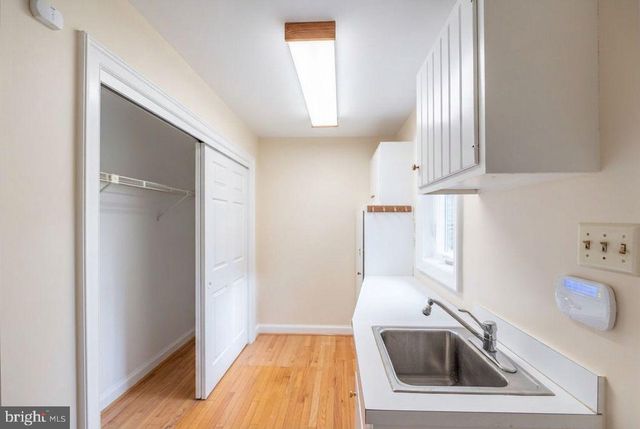 2 STEEPLECHASE LN, Malvern, PA 19355