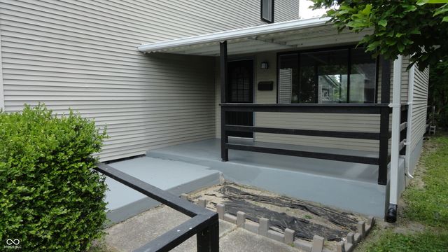 629 N East Street, Greenfield, IN 46140