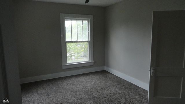 629 N East Street, Greenfield, IN 46140