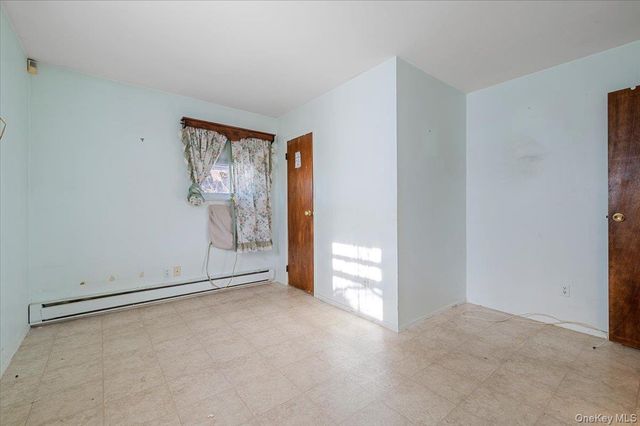 342 9th Street, West Babylon, NY 11704