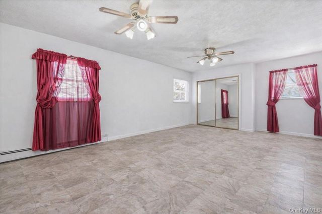 342 9th Street, West Babylon, NY 11704