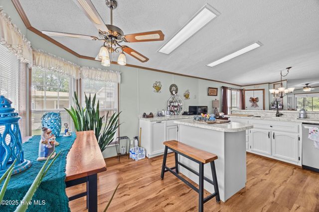 619 Outrigger Court, Hampstead, NC 28443