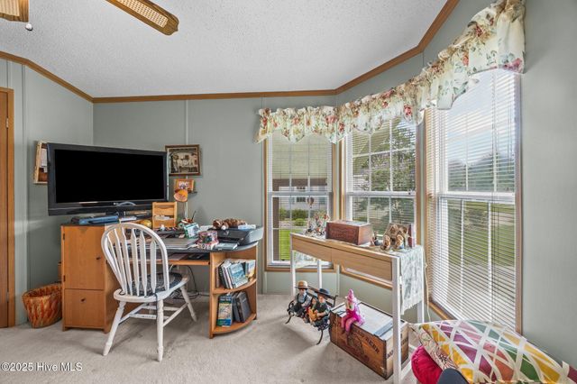 619 Outrigger Court, Hampstead, NC 28443