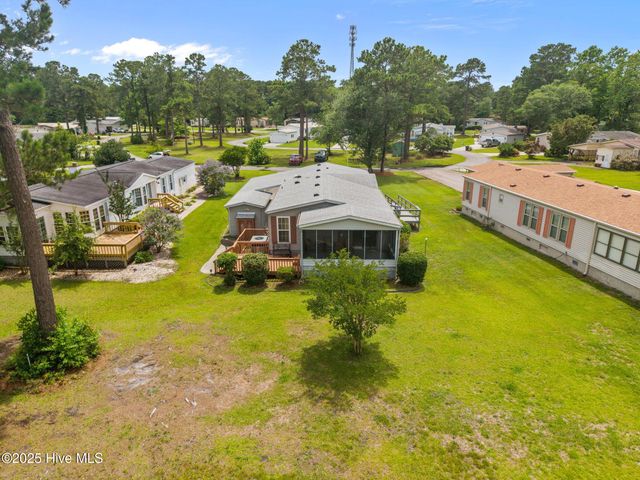 619 Outrigger Court, Hampstead, NC 28443
