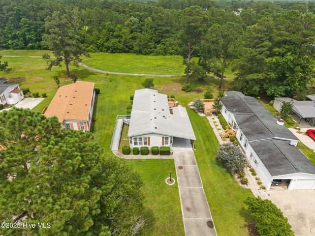 619 Outrigger Court, Hampstead, NC 28443