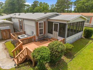 619 Outrigger Court, Hampstead, NC 28443