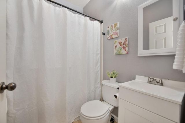 348 Bayonne Ct, Roseville, CA 95747