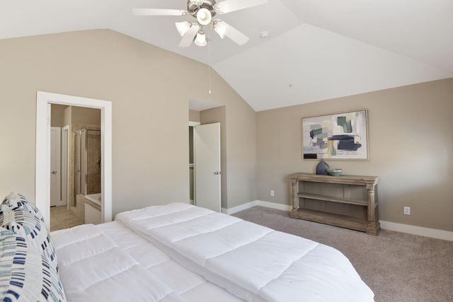 8715 Meadowcroft Drive 502, Houston, TX 77063