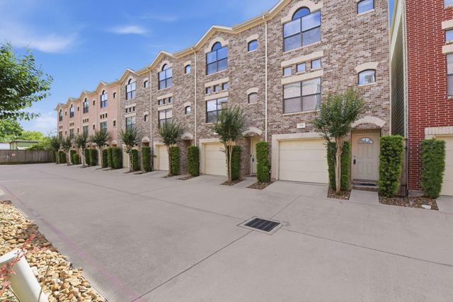 8715 Meadowcroft Drive 502, Houston, TX 77063