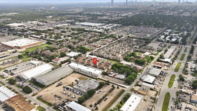8715 Meadowcroft Drive 502, Houston, TX 77063