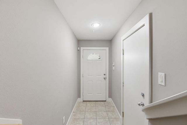 8715 Meadowcroft Drive 502, Houston, TX 77063