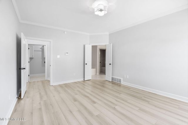 5943 Savannah Crossing, Southaven, MS 38672