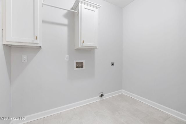 5943 Savannah Crossing, Southaven, MS 38672