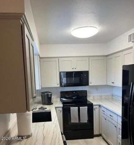 5518 E LINDSTROM Lane A8, Mesa, AZ 85215