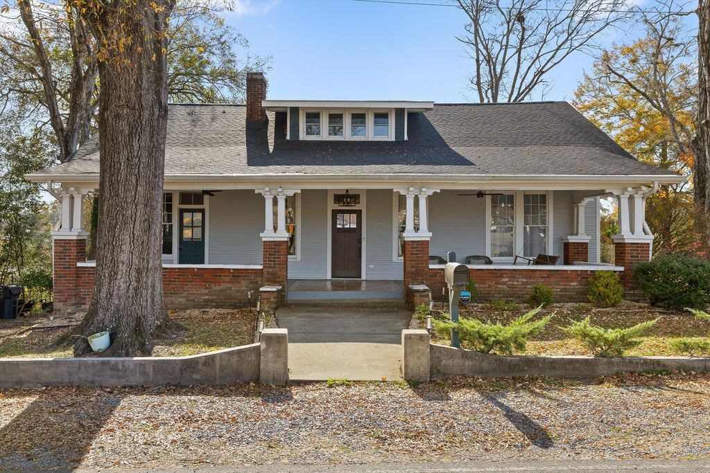 207 Culberson Avenue, Lafayette, GA 30728