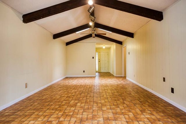 226 Terlingua Dr, Portland, TX 78374