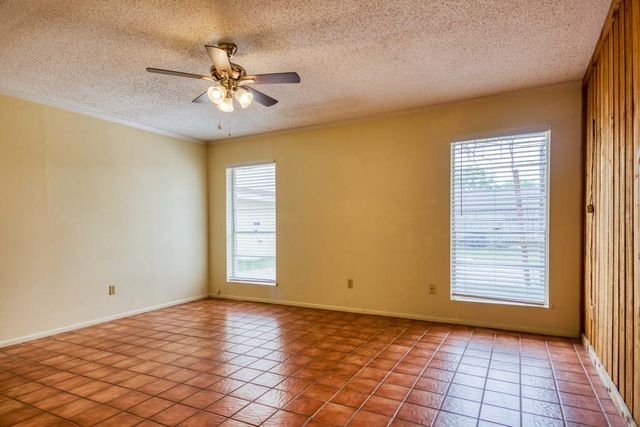 226 Terlingua Dr, Portland, TX 78374