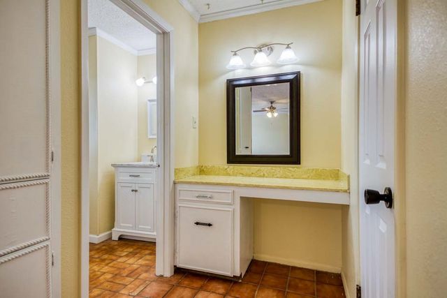 226 Terlingua Dr, Portland, TX 78374